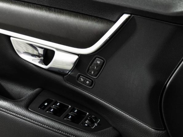 Volvo V90 Cross Country I с пробегом 2017 года, цена 2 899 700 рублей, 181000 км, универсал, Автокод Объявления