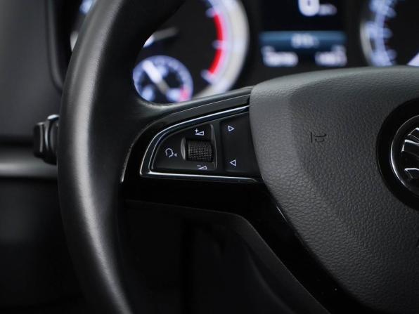 Skoda Karoq I с пробегом 2020 года, цена 2 277 077 рублей, 108789 км, внедорожник, Автокод Объявления