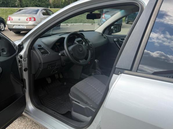 Renault Megane II Рестайлинг с пробегом 2006 года, цена 280 000 рублей, 254000 км, седан, Автокод Объявления