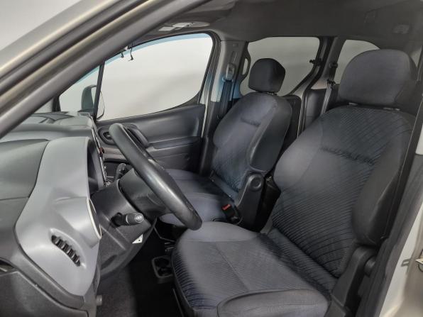Peugeot Partner II с пробегом 2009 года, цена 415 000 рублей, 328580 км, минивэн, Автокод Объявления