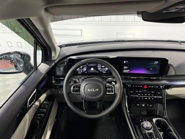 Kia Carnival IV с пробегом 2022 года, цена 3 799 000 рублей, 102000 км, минивэн, Автокод Объявления