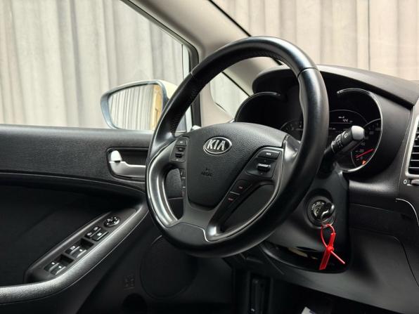 Kia Cerato III Рестайлинг (Classic) с пробегом 2017 года, цена 1 049 000 рублей, 135479 км, седан, Автокод Объявления