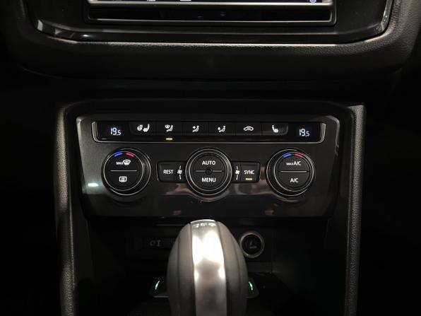 Volkswagen Tiguan II с пробегом 2017 года, цена 1 960 000 рублей, 236320 км, внедорожник, Автокод Объявления
