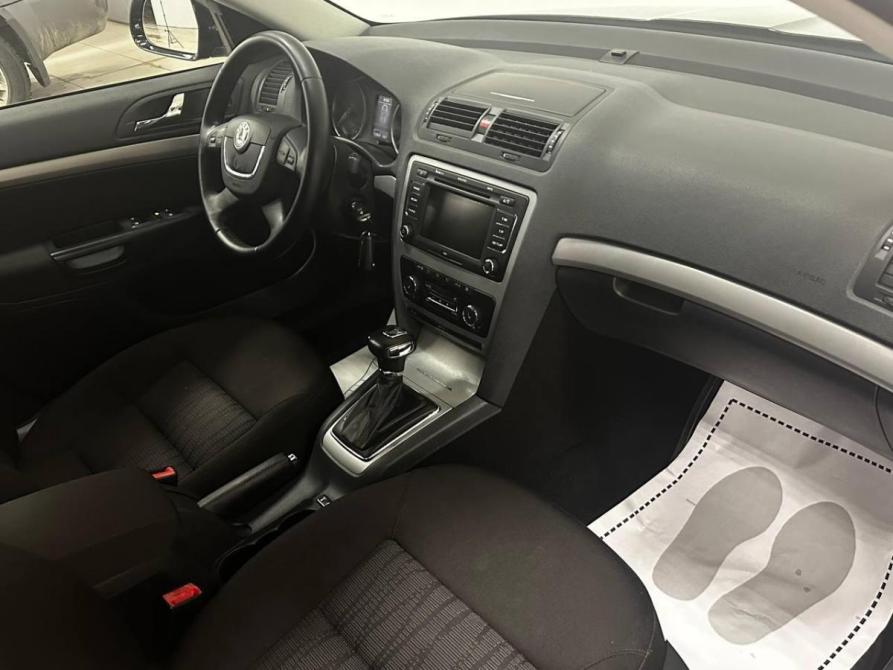 Skoda Octavia II (A5) Рестайлинг Москва  - изображение 8