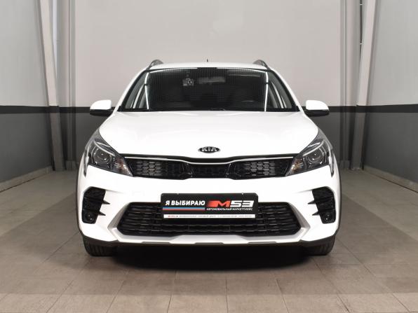 Kia Rio IV Рестайлинг с пробегом 2021 года, цена 1 814 995 рублей, 45129 км, хэтчбек, Автокод Объявления