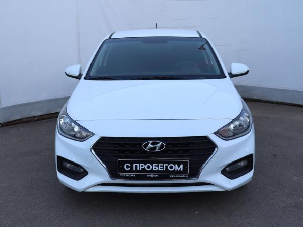 Hyundai Solaris II с пробегом 2017 года, цена 880 000 рублей, 137154 км, седан, Автокод Объявления