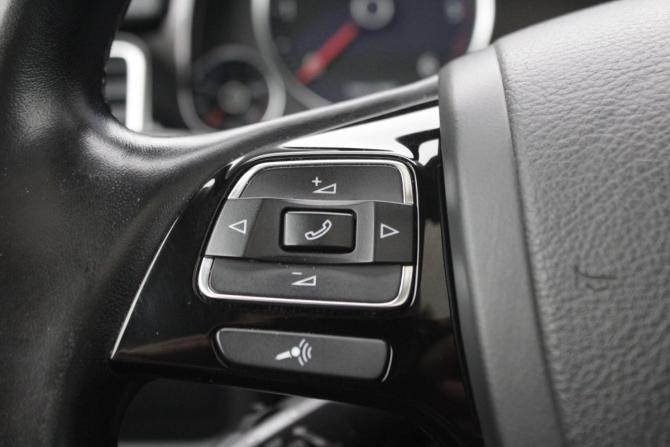 Volkswagen Touareg II Рестайлинг с пробегом 2017 года, цена 3 600 000 рублей, 188527 км, внедорожник, Автокод Объявления