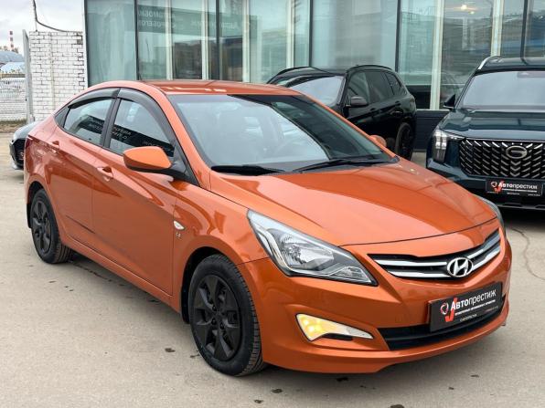 Hyundai Solaris I Рестайлинг с пробегом 2015 года, цена 1 090 000 рублей, 118212 км, седан, Автокод Объявления