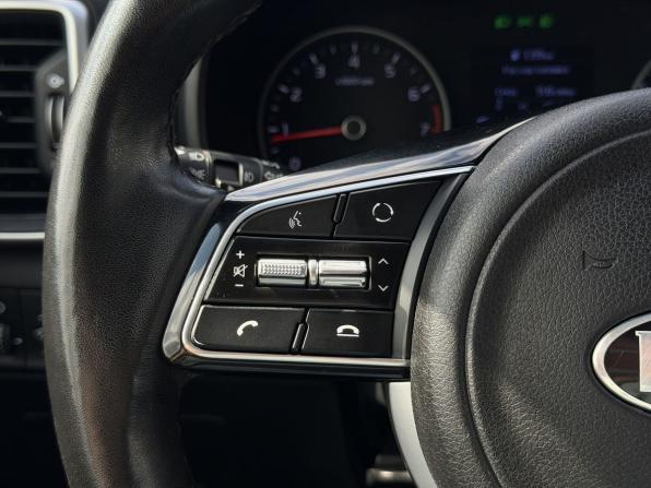 Kia Sportage IV Рестайлинг с пробегом 2020 года, цена 2 010 000 рублей, 67890 км, внедорожник, Автокод Объявления