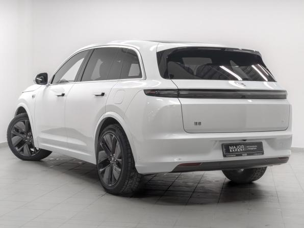 Li Auto (Lixiang) L7 I с пробегом 2023 года, цена 5 550 000 рублей, 57490 км, внедорожник, Автокод Объявления