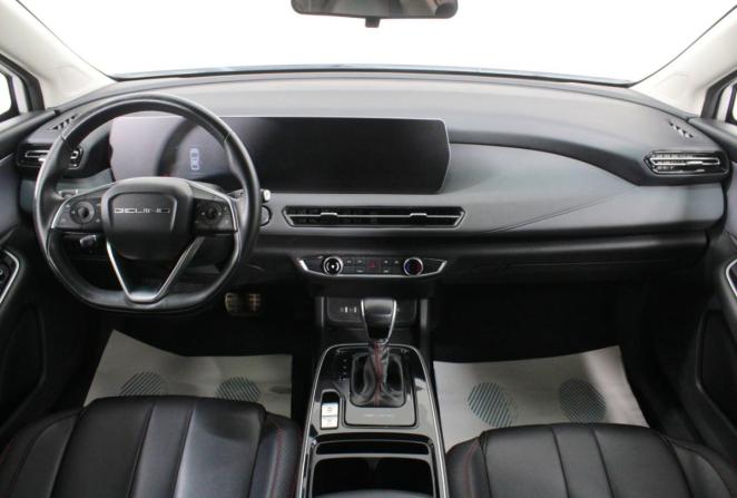 BAIC U5 Plus с пробегом 2023 года, цена 1 200 000 рублей, 58341 км, седан, Автокод Объявления