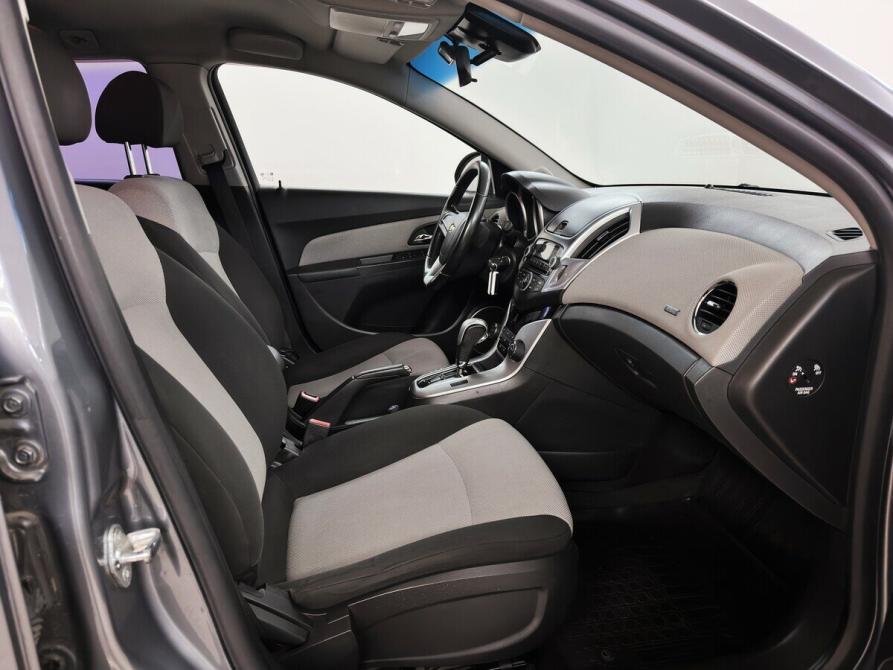 Chevrolet Cruze I Рестайлинг Москва  - изображение 10