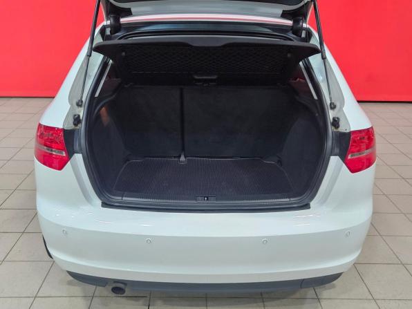 Audi A3 II (8P) Рестайлинг 2 с пробегом 2012 года, цена 749 000 рублей, 198579 км, хэтчбек, Автокод Объявления