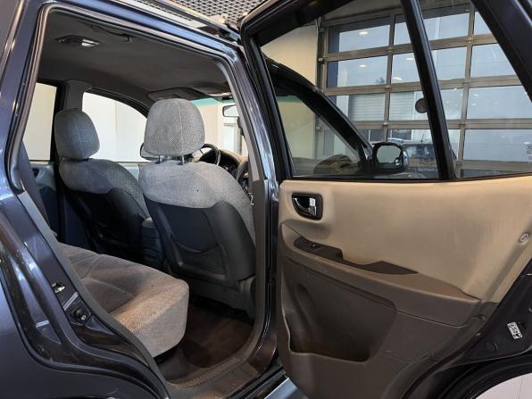 Hyundai Santa Fe I с пробегом 2004 года, цена 460 000 рублей, 402941 км, внедорожник, Автокод Объявления