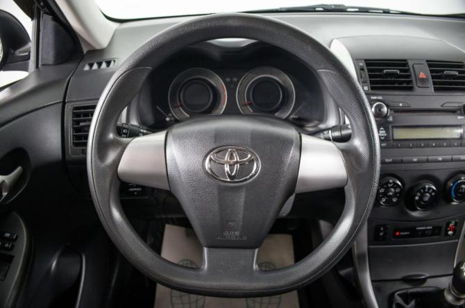 Toyota Corolla X (E140 E150) Рестайлинг с пробегом 2011 года, цена 699 000 рублей, 181435 км, седан, Автокод Объявления
