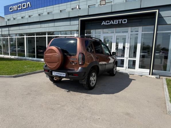 Chevrolet Niva I Рестайлинг с пробегом 2018 года, цена 650 000 рублей, 114177 км, внедорожник, Автокод Объявления