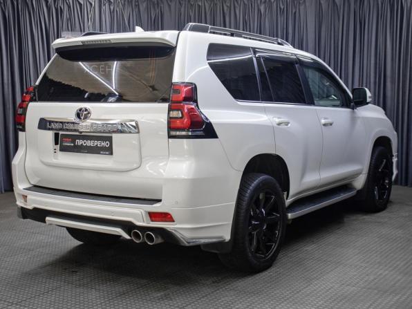 Toyota Land Cruiser Prado 150 Series Рестайлинг 2 с пробегом 2018 года, цена 5 898 000 рублей, 63947 км, внедорожник, Автокод Объявления