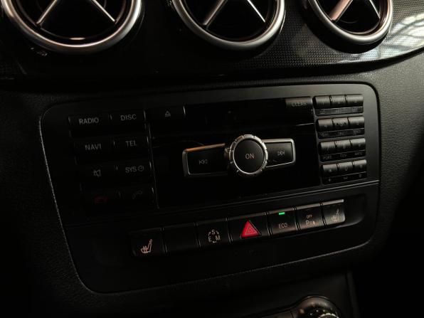 Mercedes-Benz B-Класс II (W246) с пробегом 2012 года, цена 1 100 000 рублей, 171697 км, хэтчбек, Автокод Объявления