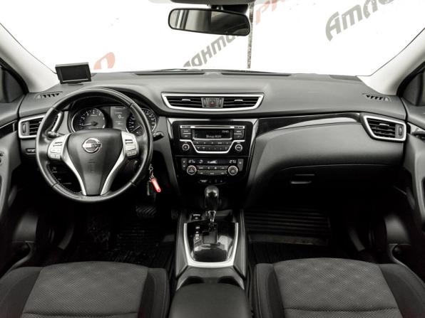 Nissan Qashqai II с пробегом 2017 года, цена 1 325 000 рублей, 97439 км, внедорожник, Автокод Объявления
