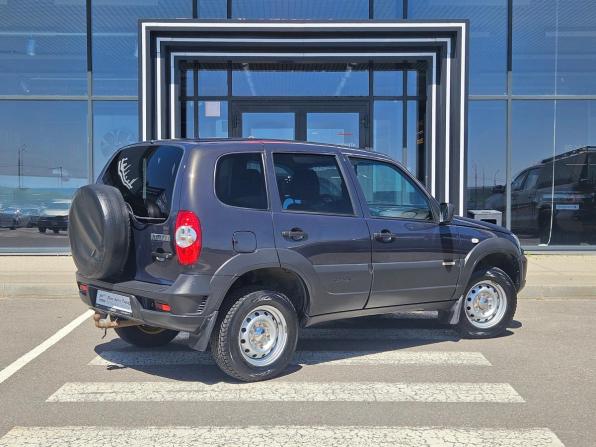 Chevrolet Niva I Рестайлинг с пробегом 2017 года, цена 698 000 рублей, 88000 км, внедорожник, Автокод Объявления