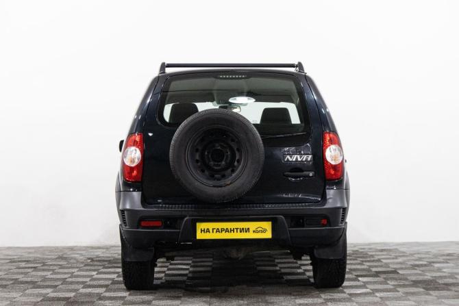 Chevrolet Niva I с пробегом 2020 года, цена 979 000 рублей, 31000 км, внедорожник, Автокод Объявления