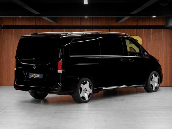 Mercedes-Benz V-Класс III (W447) Рестайлинг 2 с пробегом 2026 года, цена 14 600 000 рублей, 16 км, минивэн, Автокод Объявления