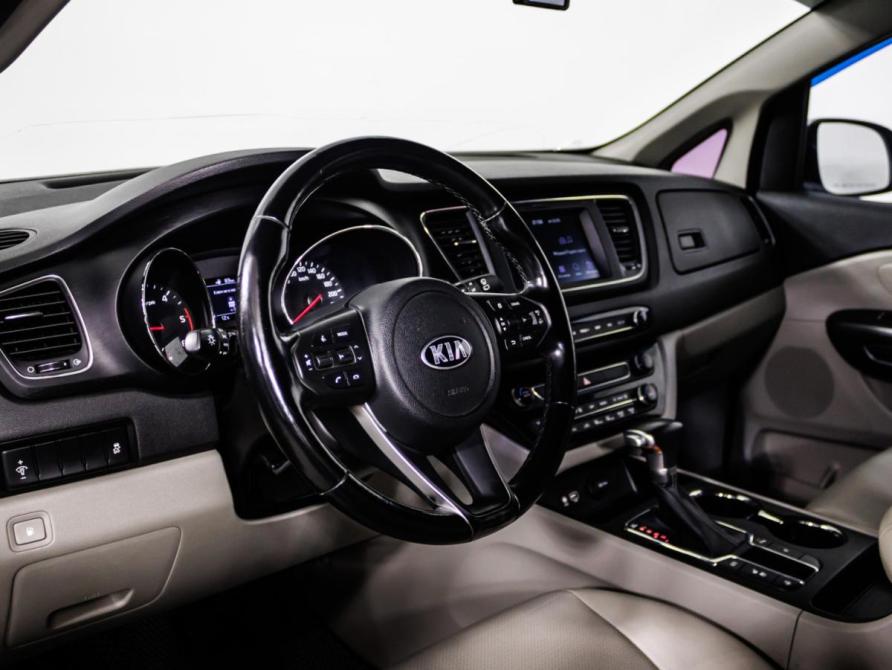 Kia Carnival III Москва  - изображение 12