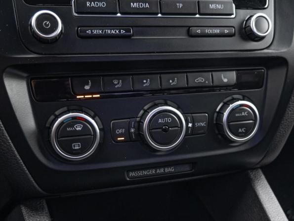 Volkswagen Jetta VI с пробегом 2012 года, цена 1 210 000 рублей, 204936 км, седан, Автокод Объявления