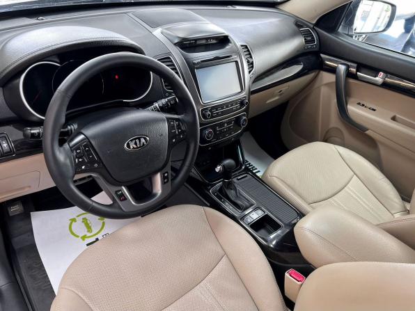 Kia Sorento II Рестайлинг с пробегом 2014 года, цена 1 895 000 рублей, 182866 км, внедорожник, Автокод Объявления