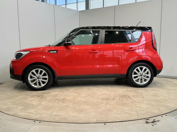 Kia Soul II Рестайлинг с пробегом 2017 года, цена 1 460 000 рублей, 52391 км, хэтчбек, Автокод Объявления