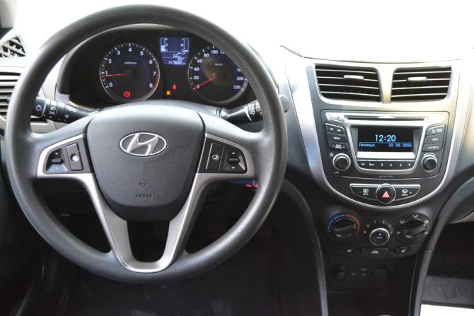 Hyundai Solaris I Рестайлинг с пробегом 2015 года, цена 830 000 рублей, 147682 км, седан, Автокод Объявления