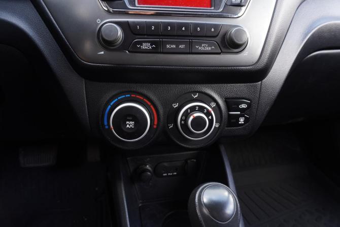 Kia Rio III с пробегом 2013 года, цена 885 000 рублей, 205634 км, седан, Автокод Объявления