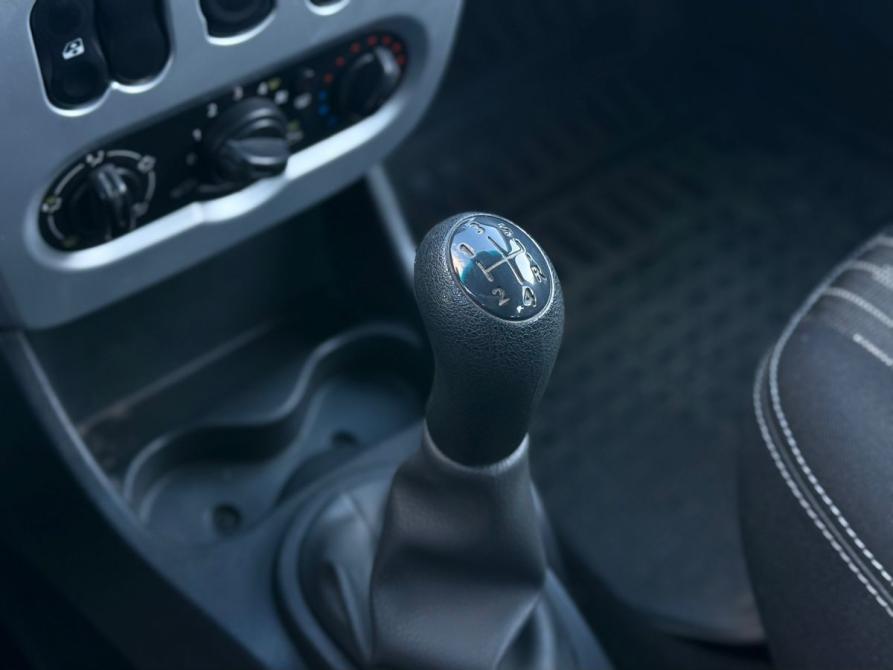 Renault Logan I Рестайлинг Ижевск  - изображение 17