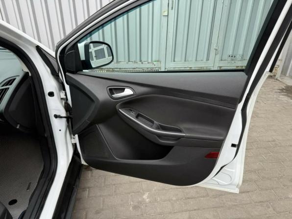 Ford Focus III Рестайлинг с пробегом 2018 года, цена 925 000 рублей, 176500 км, хэтчбек, Автокод Объявления
