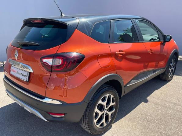 Renault Kaptur I с пробегом 2017 года, цена 1 250 000 рублей, 121128 км, внедорожник, Автокод Объявления