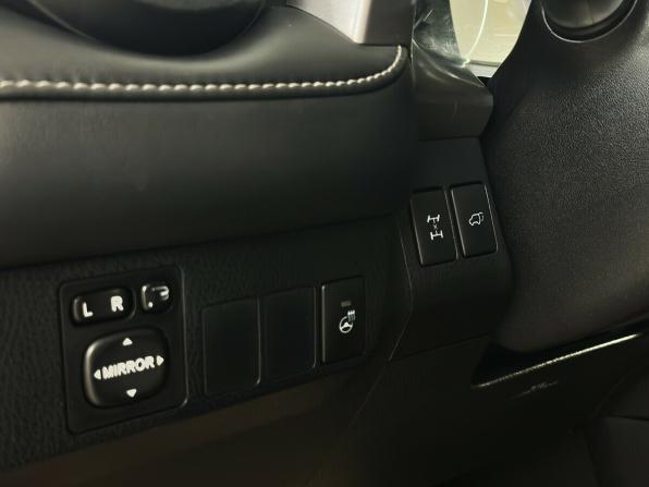 Toyota RAV4 IV (XA40) Рестайлинг с пробегом 2016 года, цена 2 270 000 рублей, 121688 км, внедорожник, Автокод Объявления