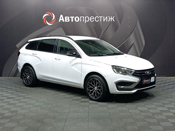 Lada (ВАЗ) Vesta I Рестайлинг (NG) с пробегом 2024 года, цена 1 320 000 рублей, 19066 км, универсал, Автокод Объявления