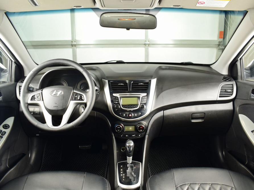 Hyundai Solaris I Кемерово  - изображение 7