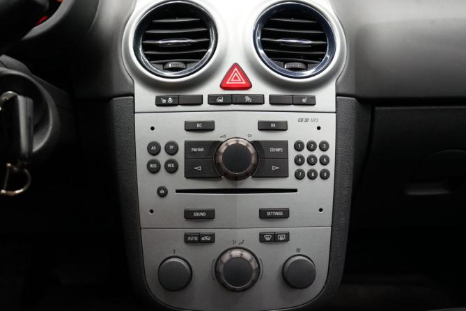Opel Corsa D Рестайлинг I с пробегом 2011 года, цена 690 000 рублей, 170000 км, хэтчбек, Автокод Объявления