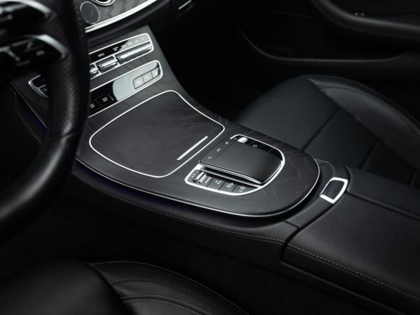 Mercedes-Benz E-Класс V (W213 S213 C238) Рестайлинг с пробегом 2021 года, цена 4 899 510 рублей, 87100 км, седан, Автокод Объявления