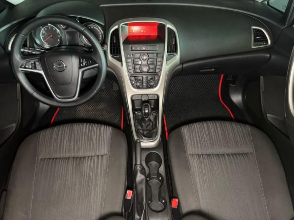 Opel Astra J с пробегом 2011 года, цена 675 000 рублей, 159171 км, хэтчбек, Автокод Объявления