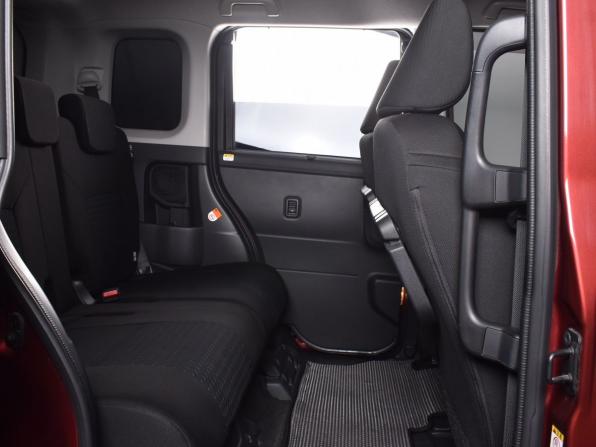 Toyota Roomy I Рестайлинг с пробегом 2021 года, цена 1 329 995 рублей, 54534 км, микровэн, Автокод Объявления