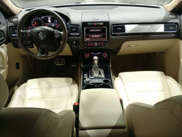 Volkswagen Touareg II с пробегом 2011 года, цена 1 550 000 рублей, 285787 км, внедорожник, Автокод Объявления
