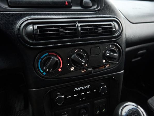 Chevrolet Niva I Рестайлинг с пробегом 2019 года, цена 748 000 рублей, 115710 км, внедорожник, Автокод Объявления