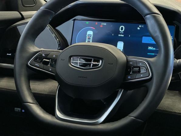 Geely Monjaro I с пробегом 2024 года, цена 4 049 900 рублей, 599 км, внедорожник, Автокод Объявления
