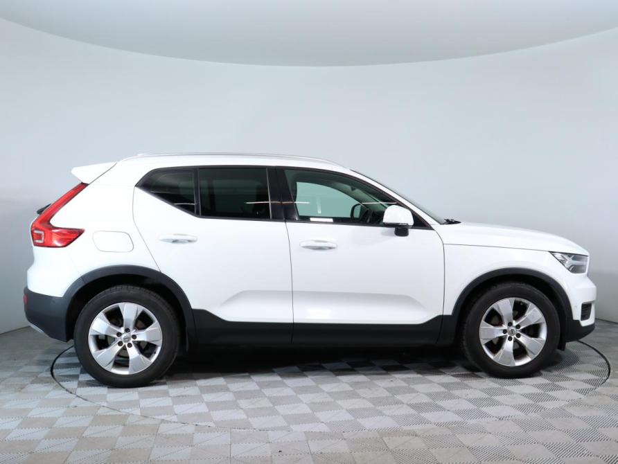 Volvo XC40 I Санкт-Петербург  - изображение 4