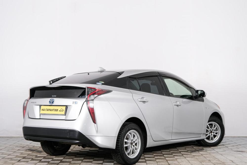 Toyota Prius IV (XW50) Красноярск  - изображение 7