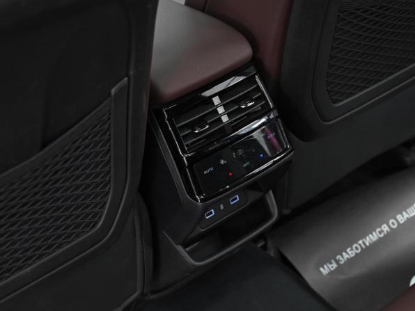 Geely Monjaro I с пробегом 2023 года, цена 2 899 000 рублей, 55000 км, внедорожник, Автокод Объявления