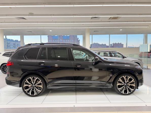 BMW X7 I (G07) Рестайлинг с пробегом 2025 года, цена 16 990 000 рублей, 2487 км, внедорожник, Автокод Объявления