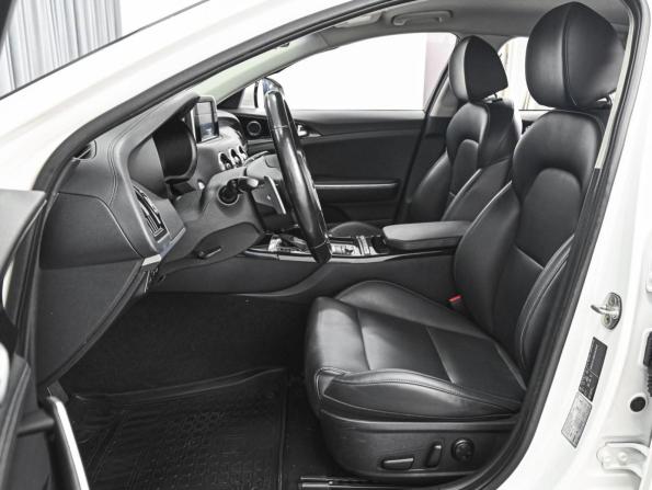 Kia Stinger I с пробегом 2019 года, цена 2 189 000 рублей, 90782 км, лифтбек, Автокод Объявления
